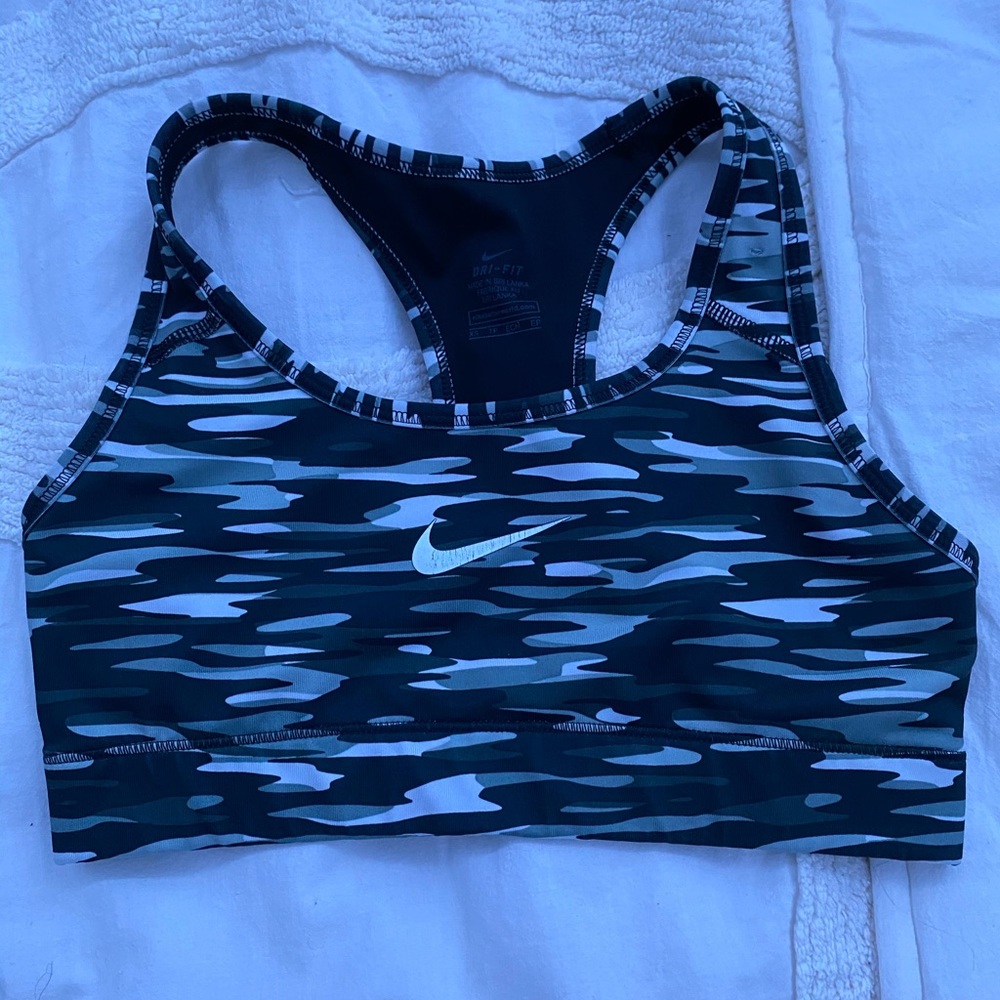 Nike Women’s Sports Bra